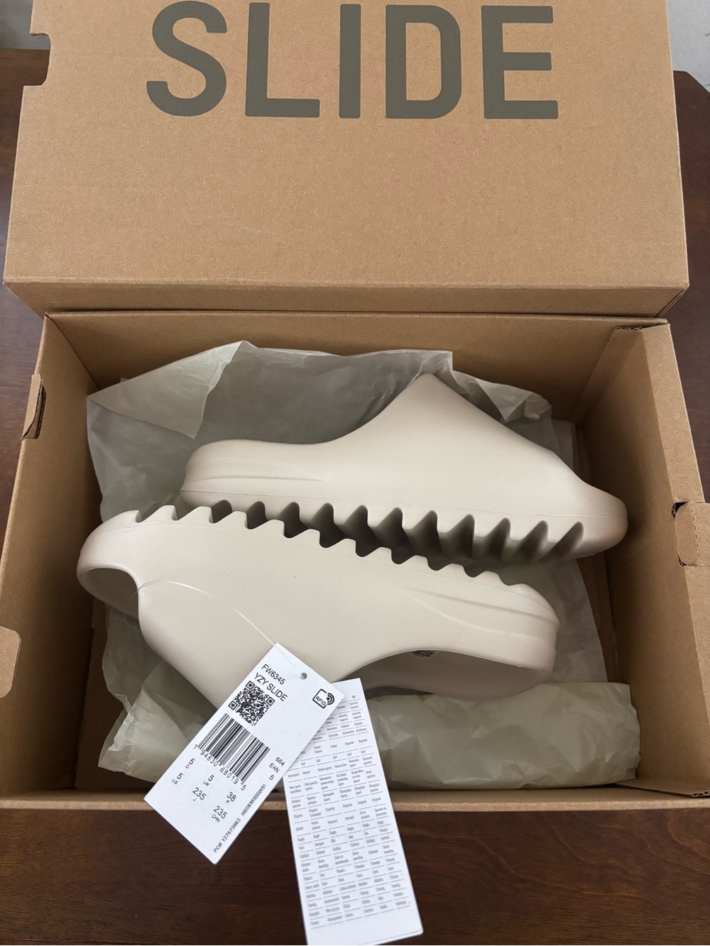 Adidas Yeezy Slides in Bone US Men’s size 5 / 100% Authentic